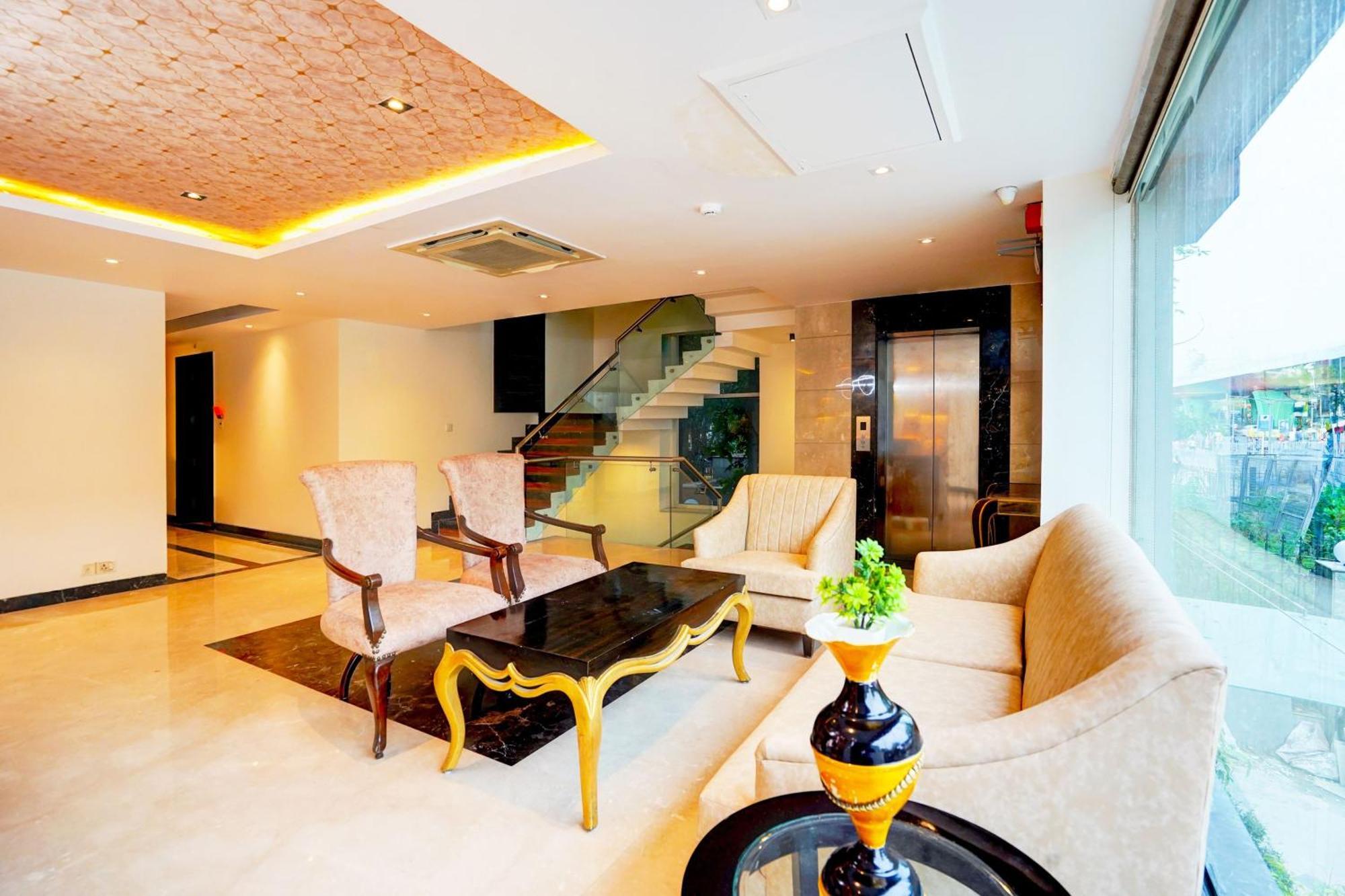 Palette South Delhi Formerly Imperial सहारा 3*